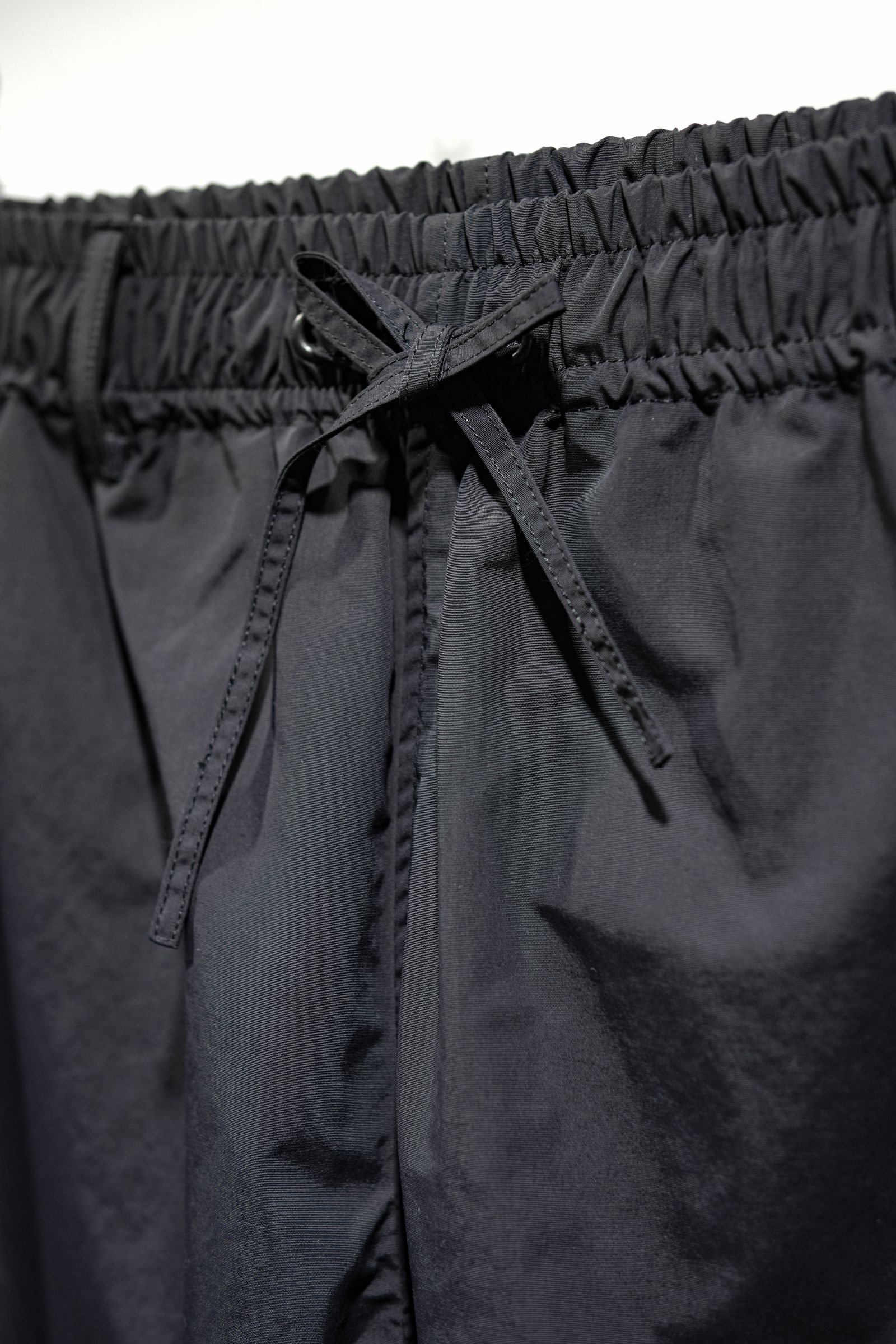 elephant TRIBAL fabrics - ACTIVE FLARE ZIP PANTS / BLACK | Retikle