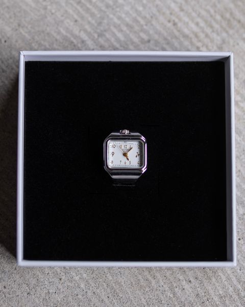 E/W Ring Watch / Silver/White