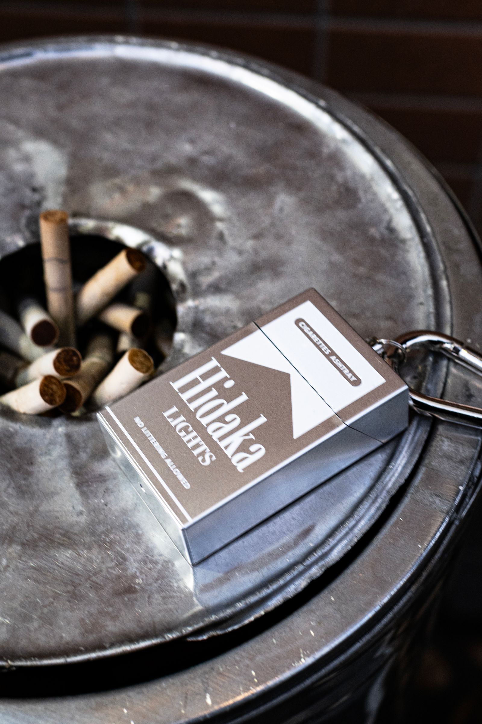 PORTABLE ASHTRAY - MARLBORO / SILVER