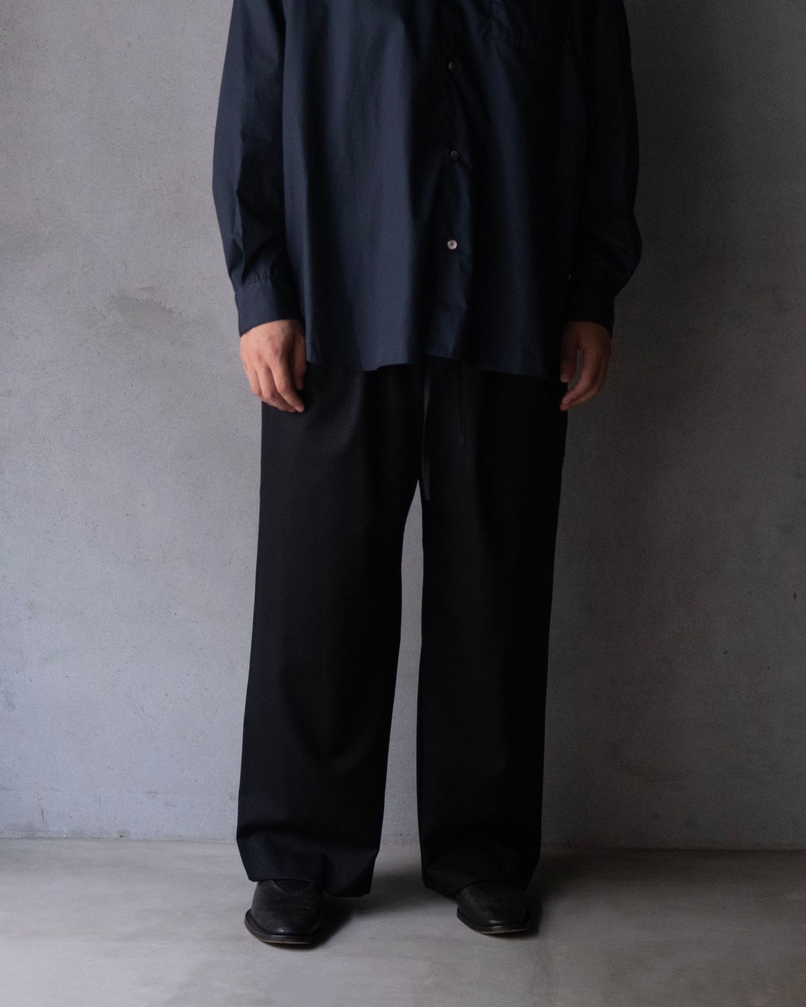 Pure Wool Relax Trousers / Black