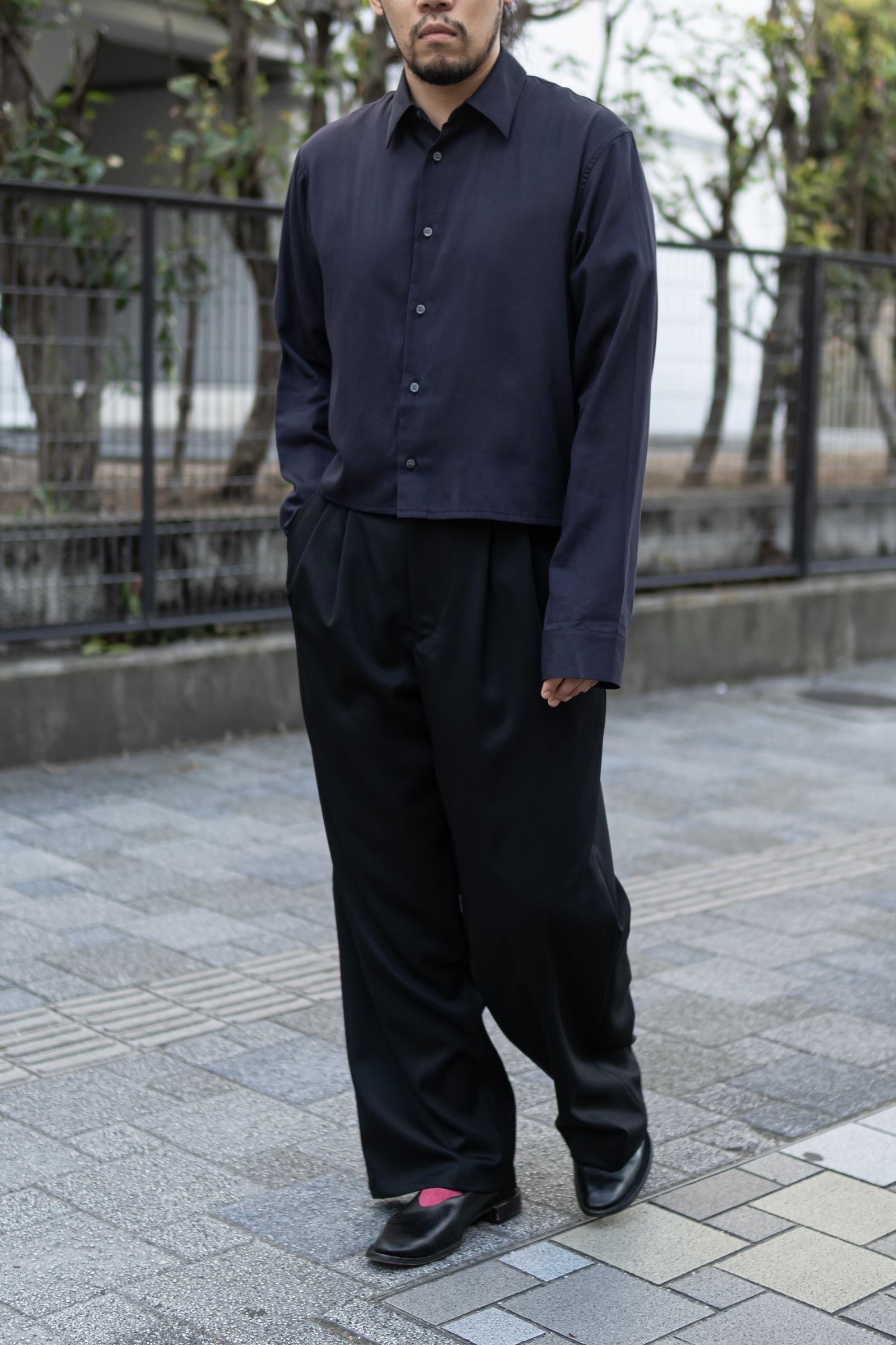 SHORT TORSO SHIRT / DAWN BLACK