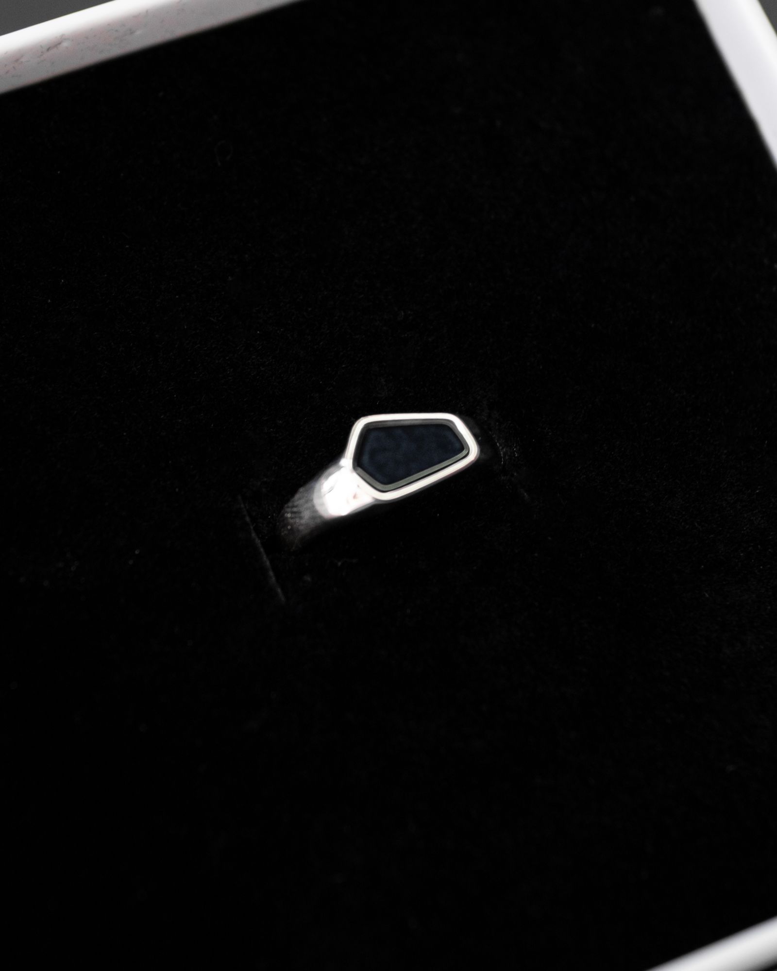 Side Mirror Signet/Onyx