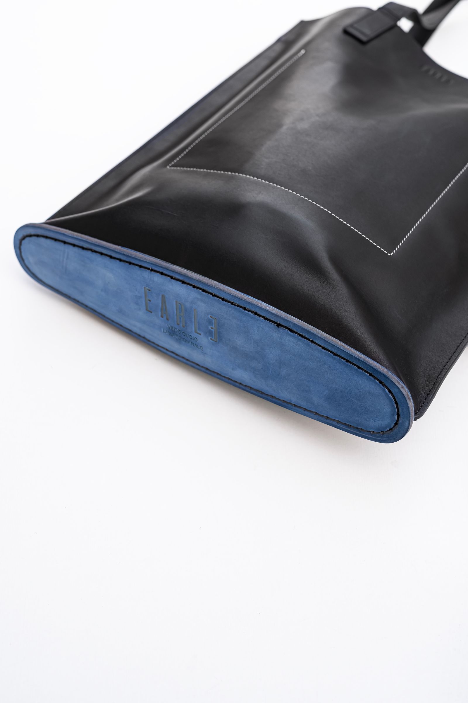 Shoe sole flat tote / Black