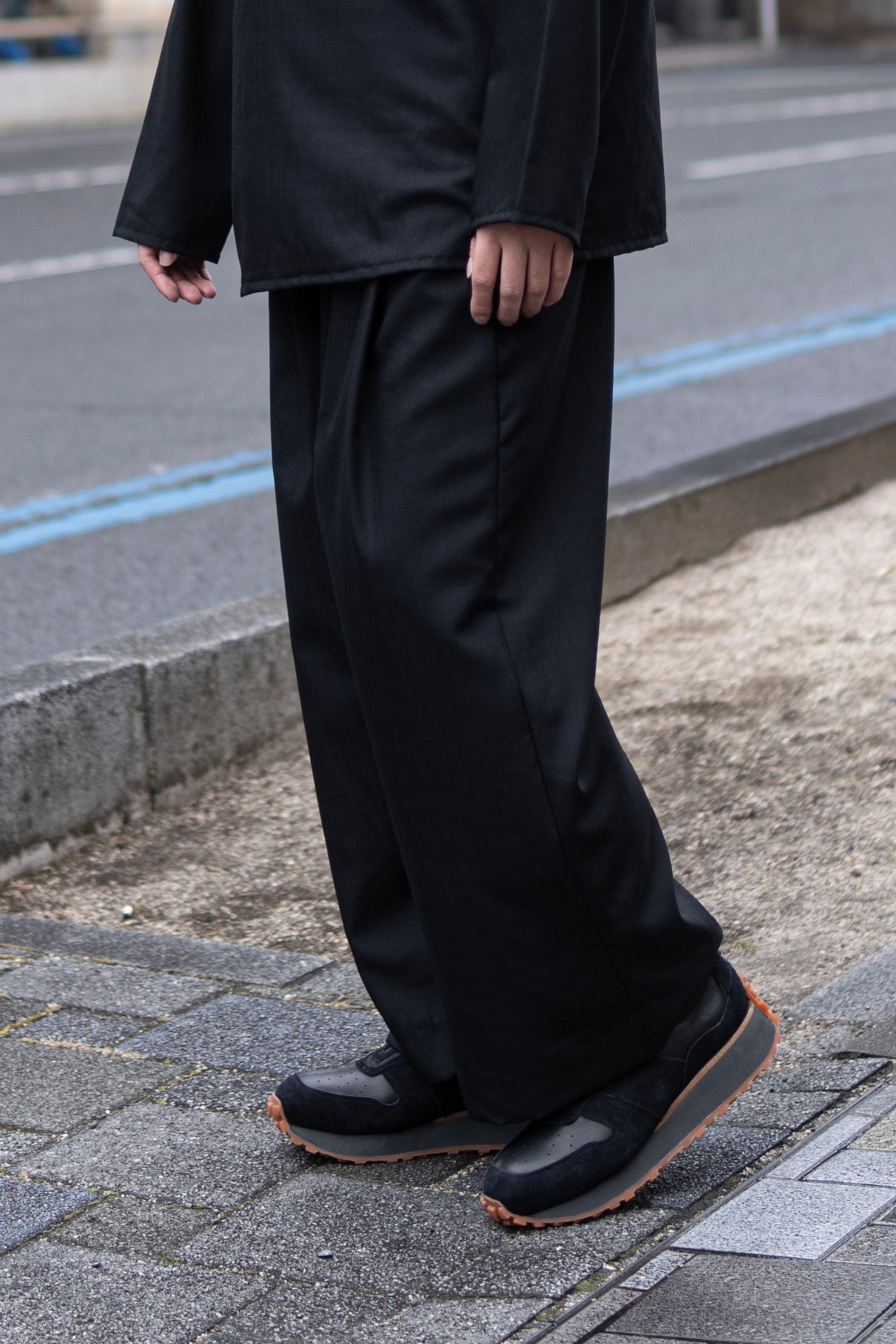Zip & gore runner / Black
