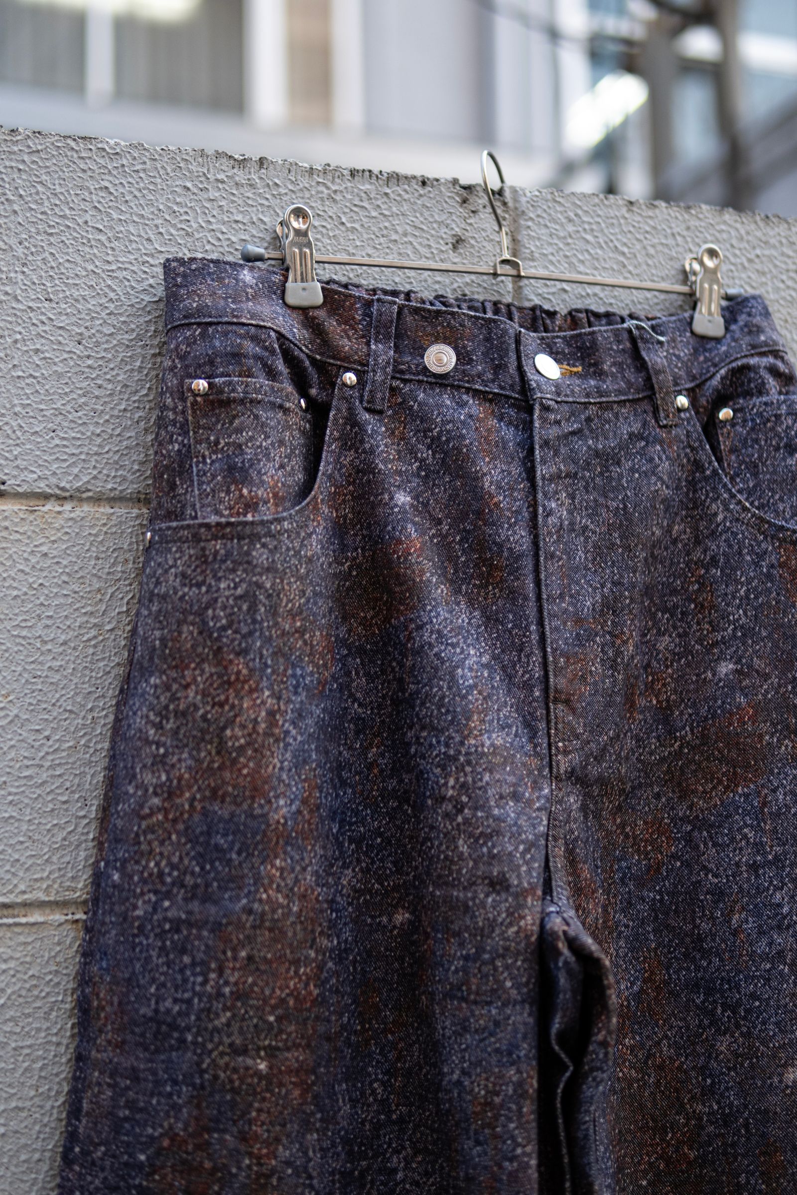 MIKAGE SHIN - “Sabi” Denim Pants / RED | Retikle Online Store