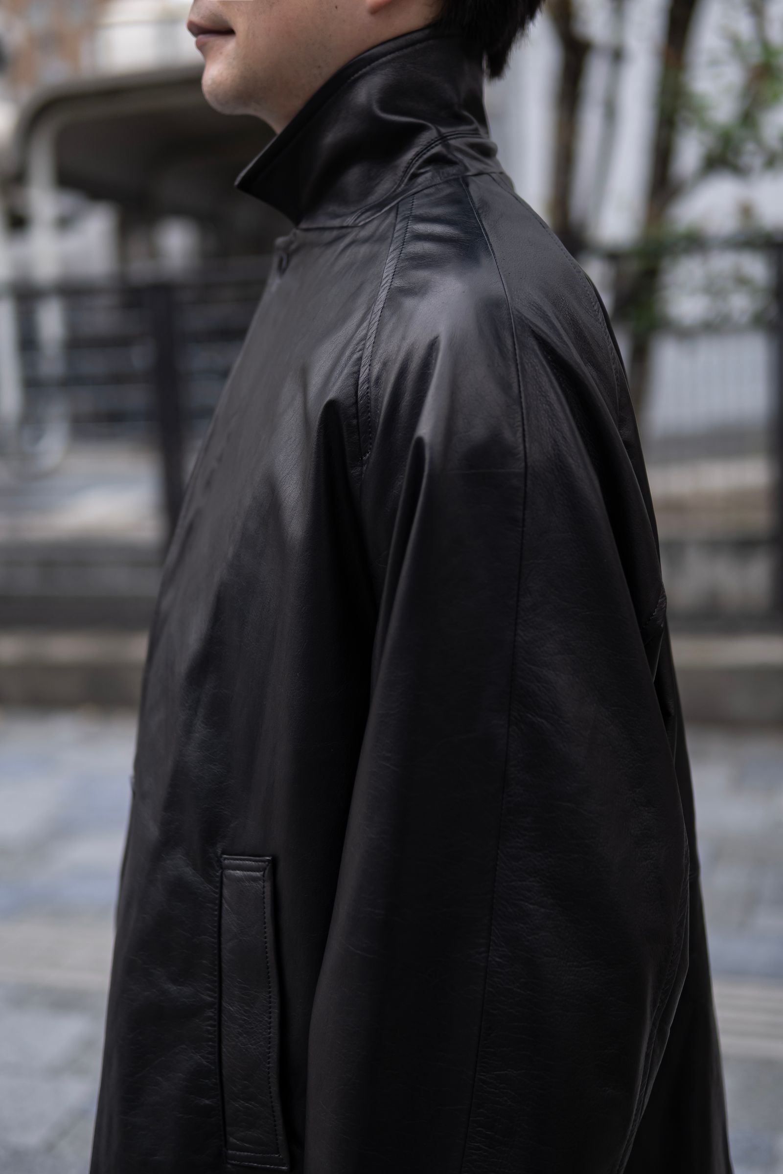 LEATHER OVERSIZE RAGLAN JACKET / BLACK