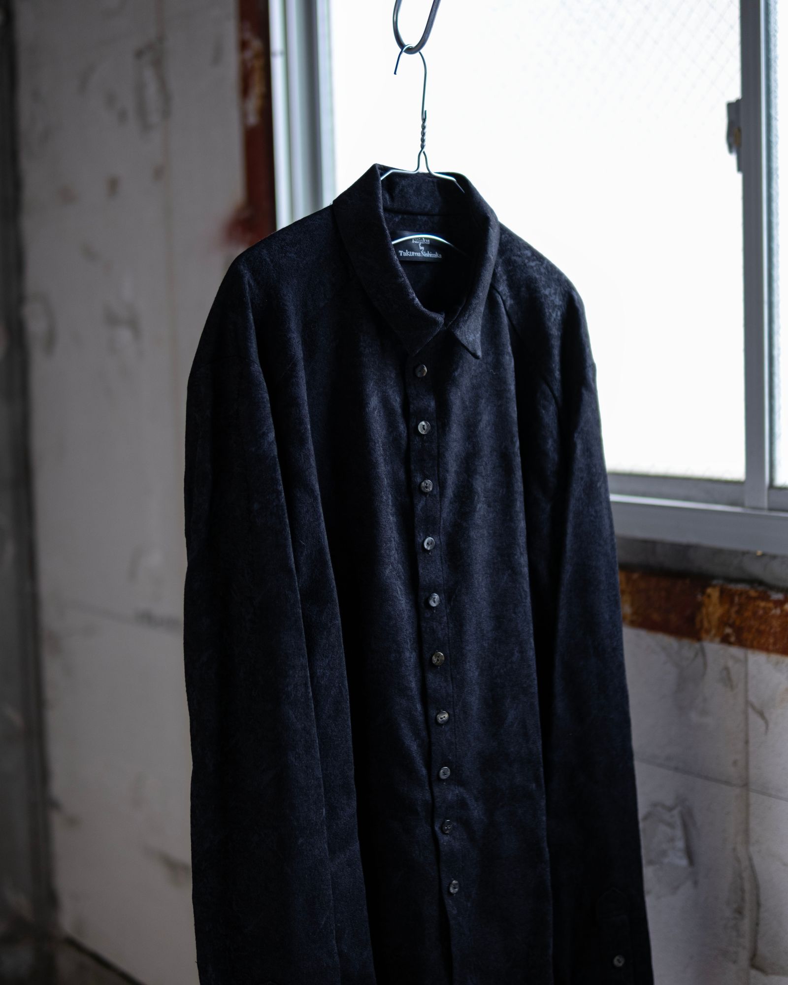 Blurred Pattern Jacquard kjk Shirt / Black