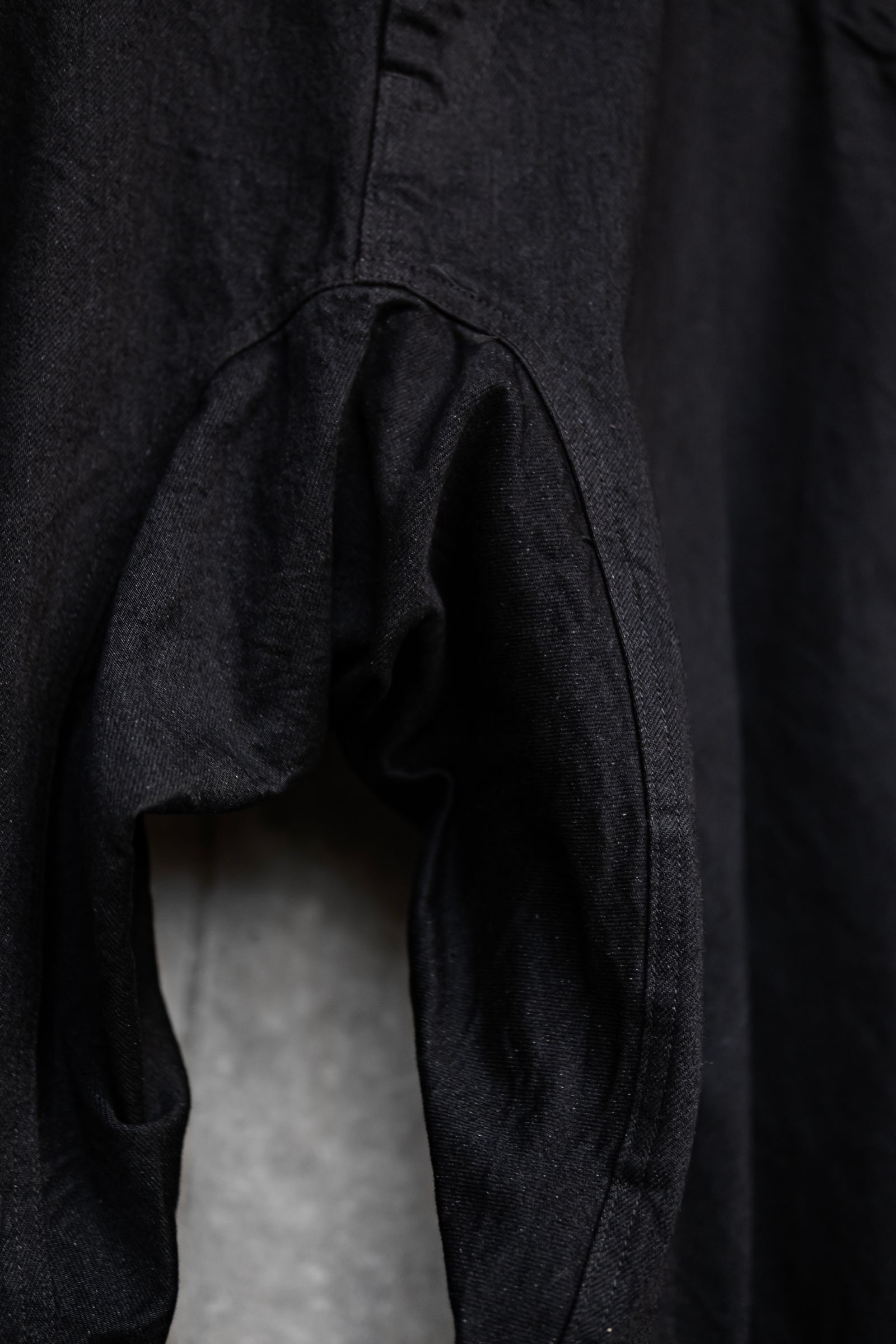 Denim Tapered Pants / Black