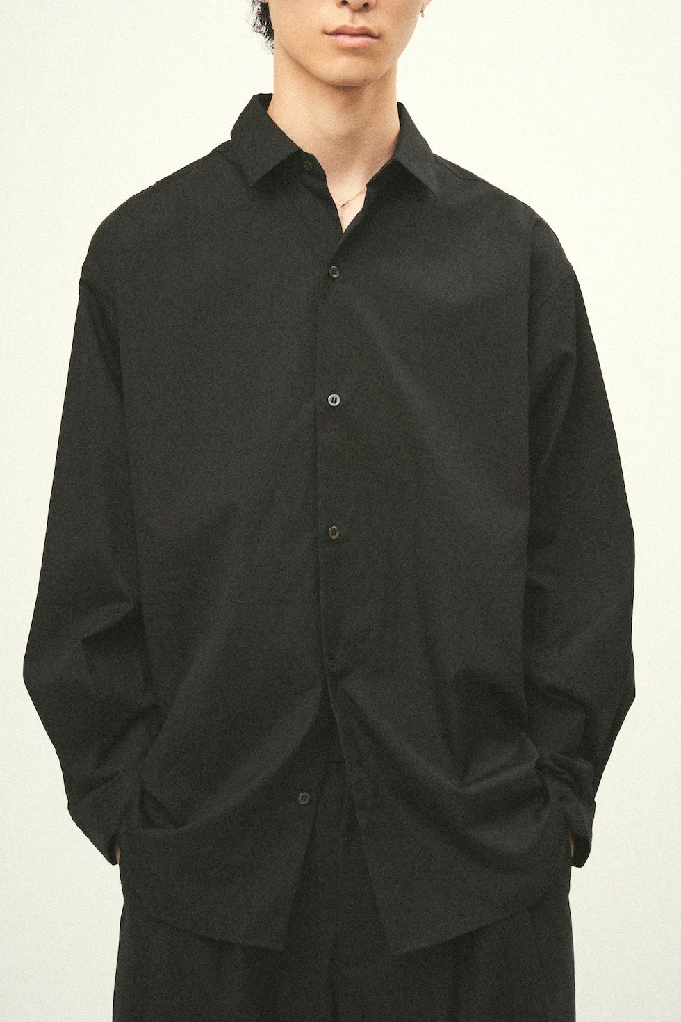 SOFT BROAD SHIRT / Black