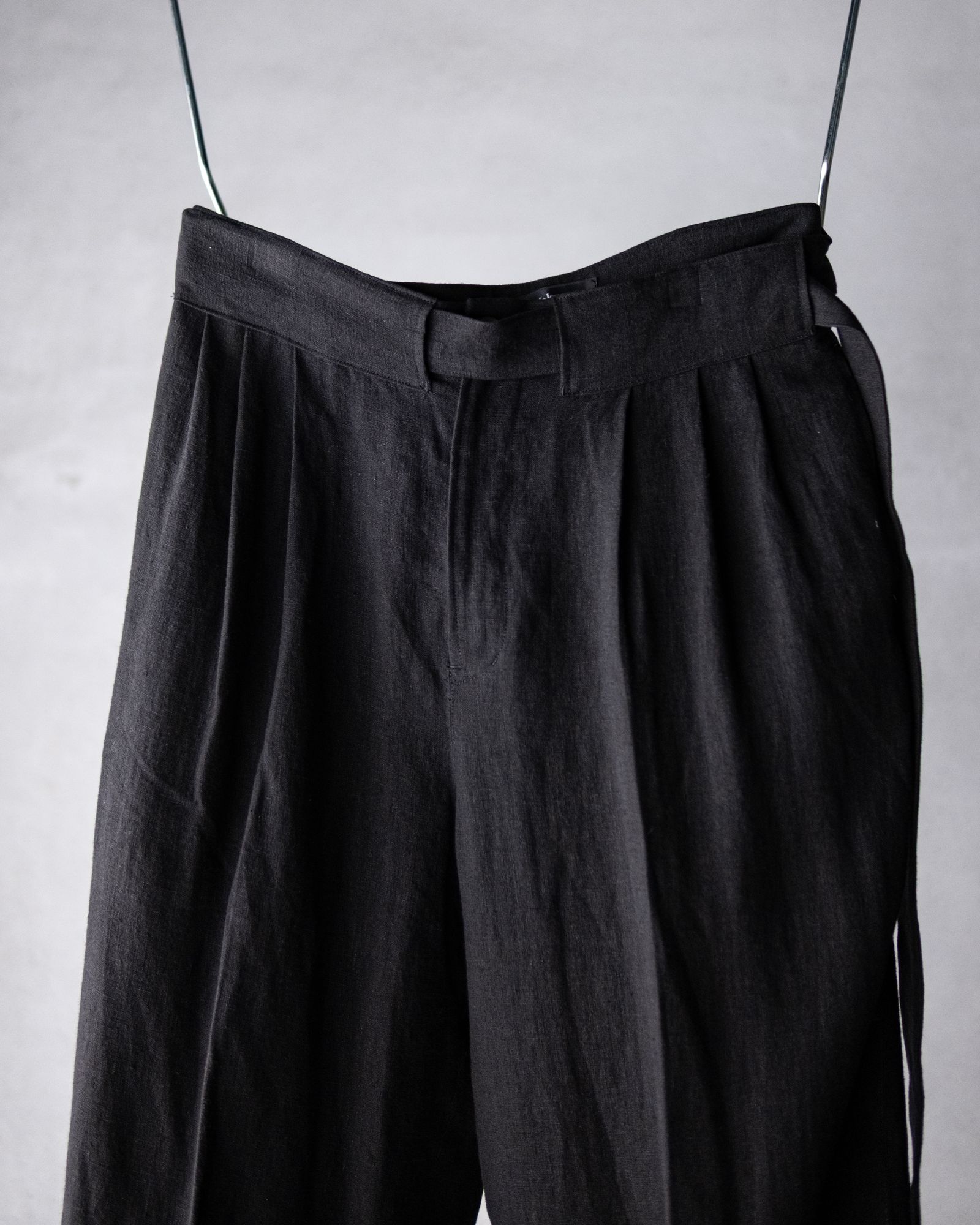 Linen Double Hem Pants with Matching Belt / Black