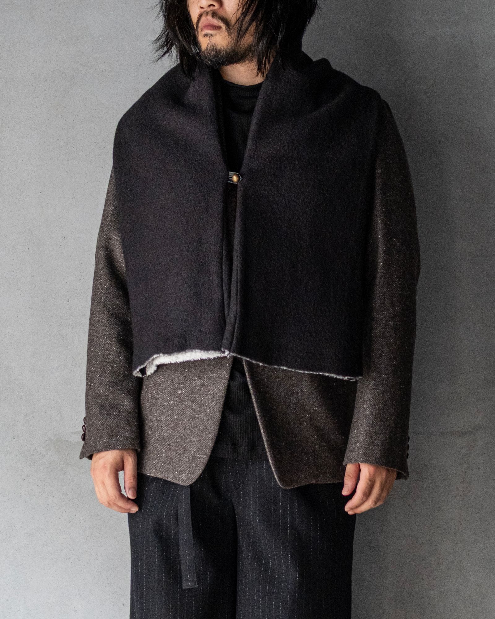BUTTONED  TUBE MUFFLER / BLACK