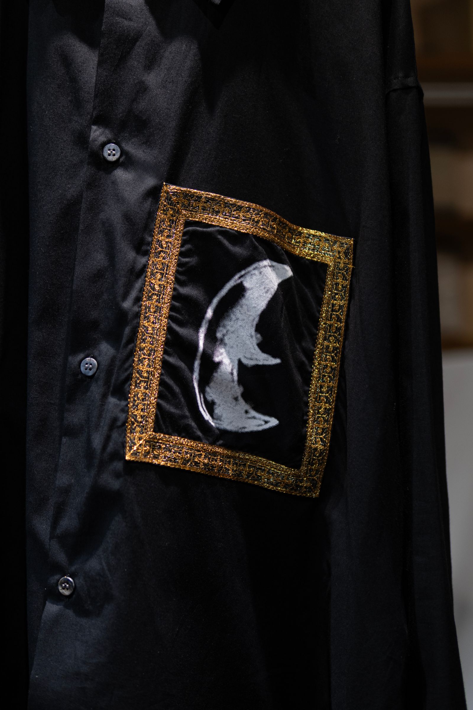 PICTURESQUE MOON SHIRT / COLOURLESS BLACK