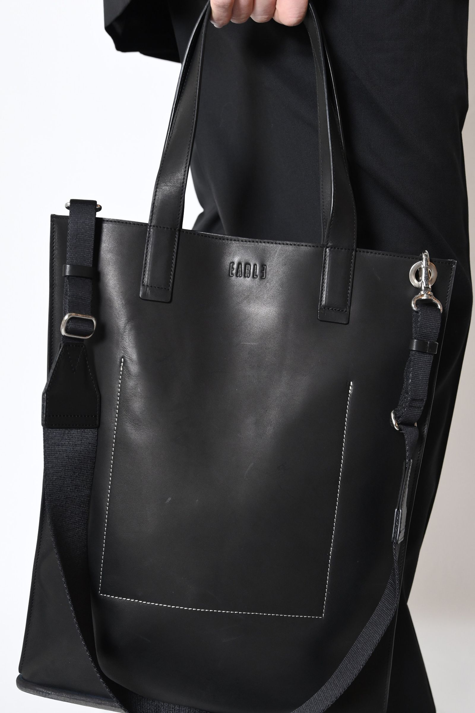 Shoe sole flat tote / Black