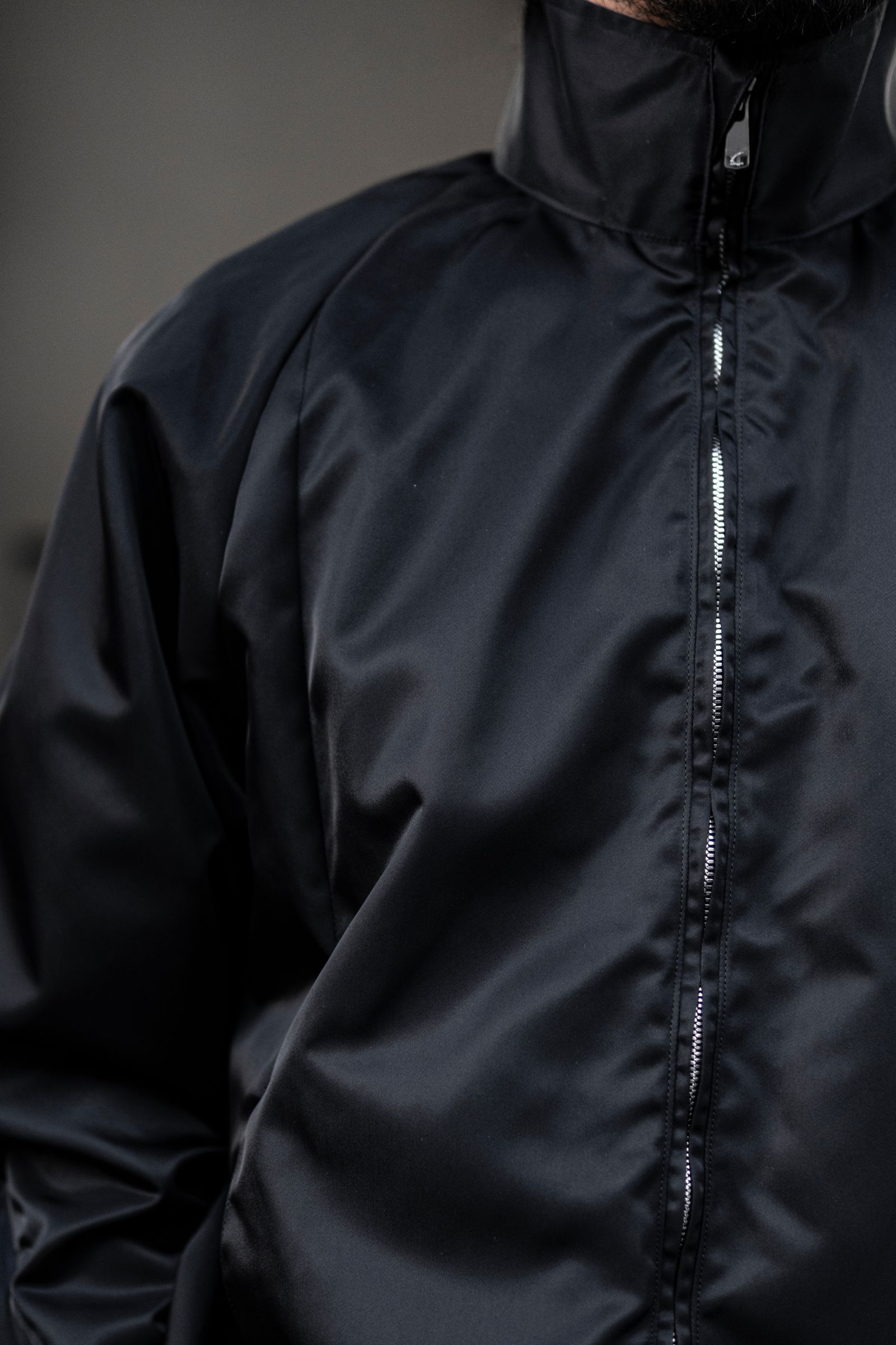 【LIMITED EDITION】fish tale windbreaker