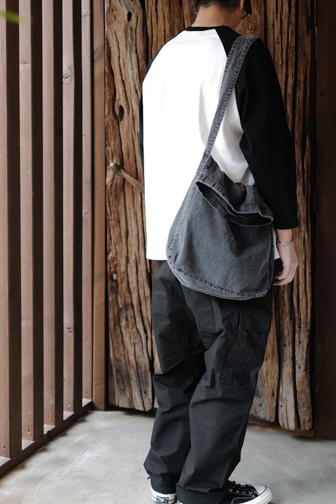 GODSELECTIONXXX -RAGLAN SLEEVE T-SHIRT-
