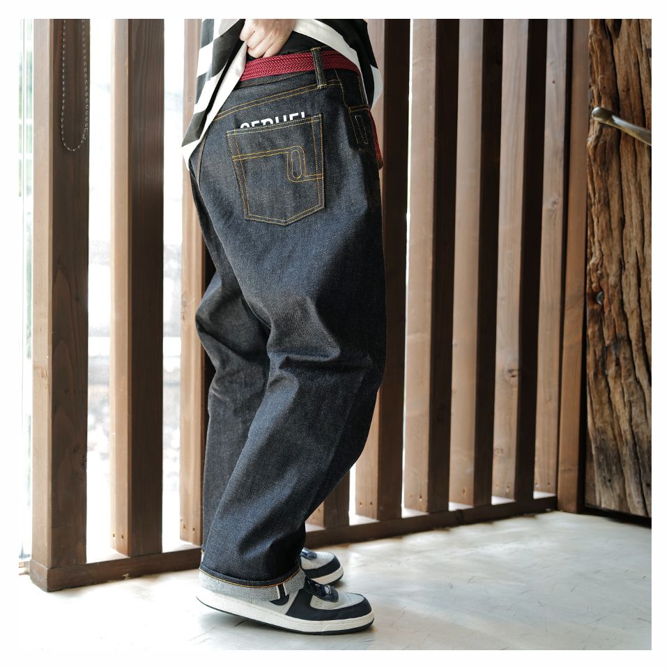 豊富な格安 FRAGMENT - fragment × SEQUEL denim pants black Lの通販