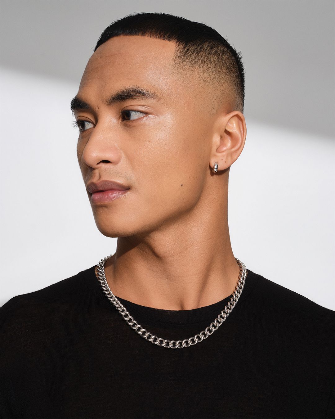 Ice Huggies / アイス ハギー ピアス（両耳用）