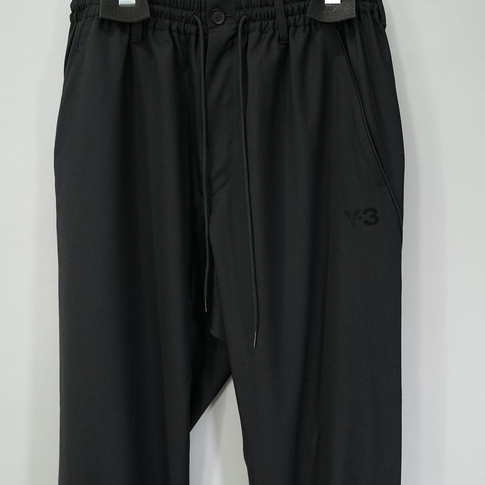 REF W CUF PT Black