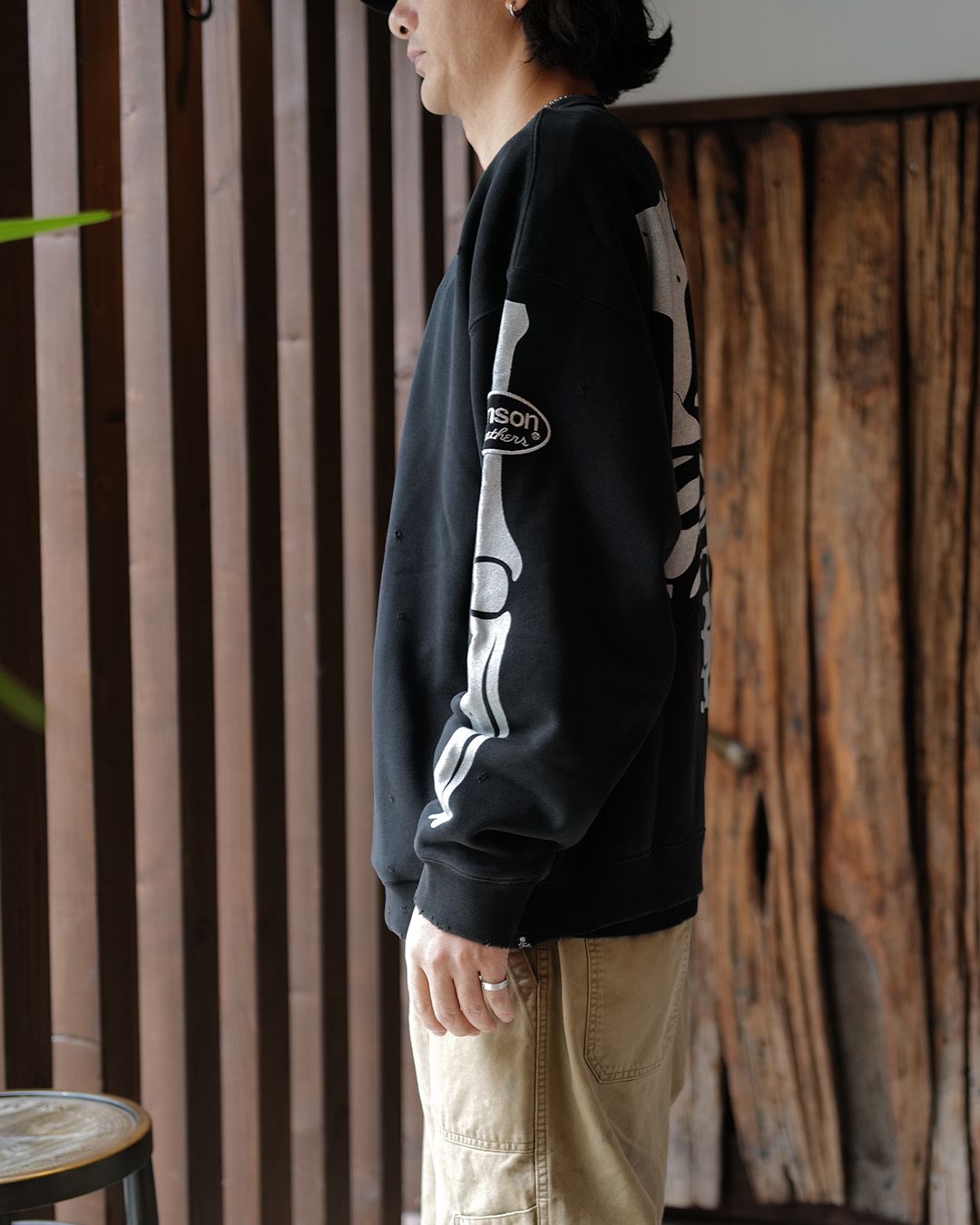 【MASTERMIND WORLD】 xVANSON CREWNECK SWEATSHRT DAMAGED  BOXY FIT