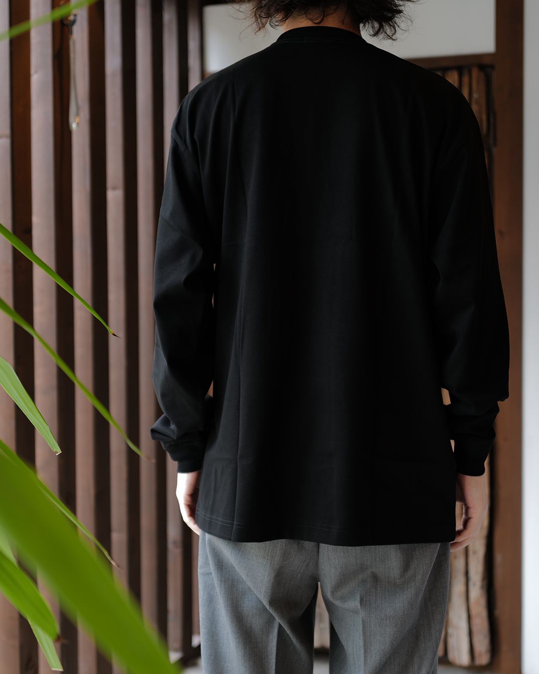 GX-A26-LT-04   LONG SLEEVE T-SHIRT   BLACK