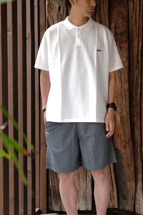 GODSELECTION XXX -june-