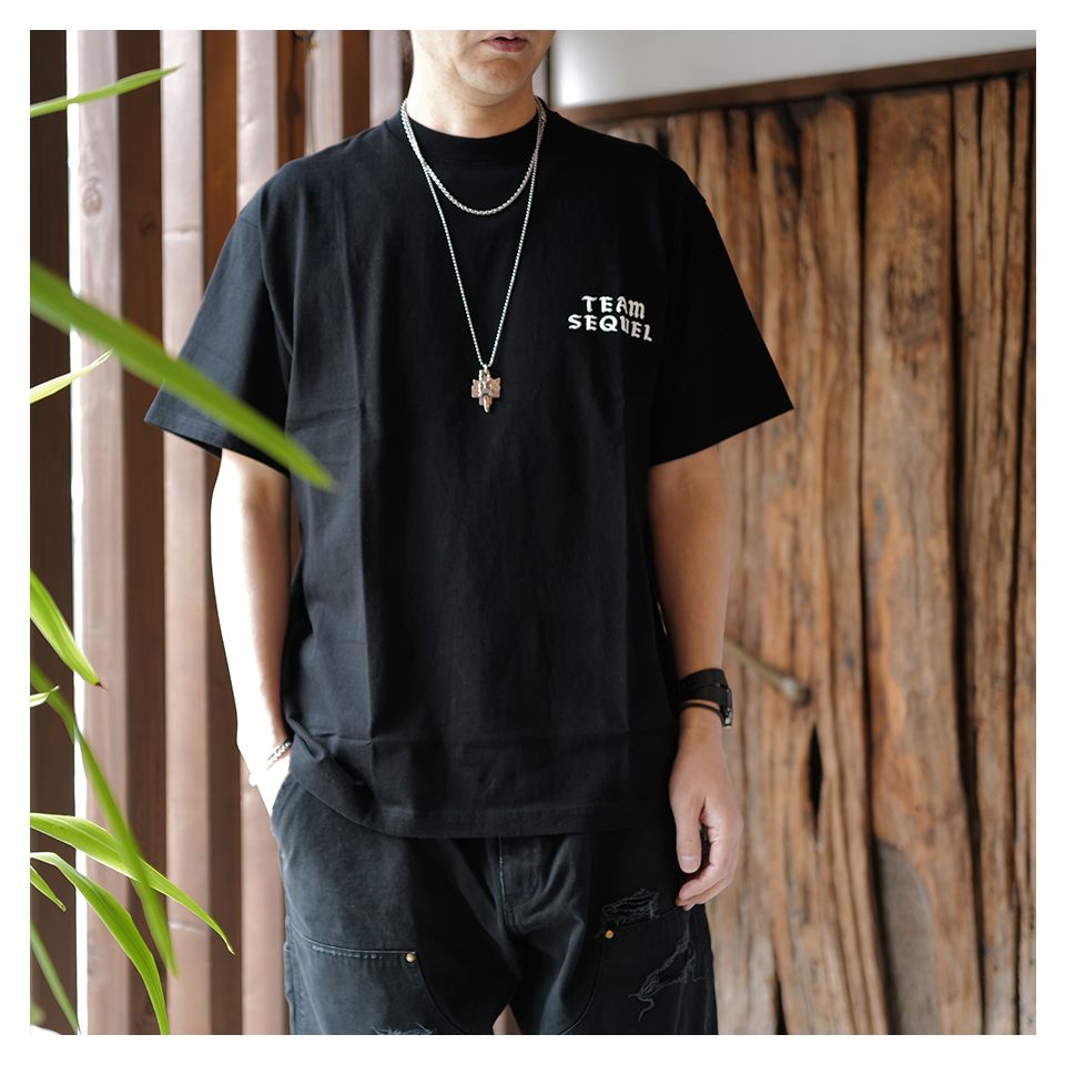 SQ-25SS-ST-03 T-SHIRT  BLACK