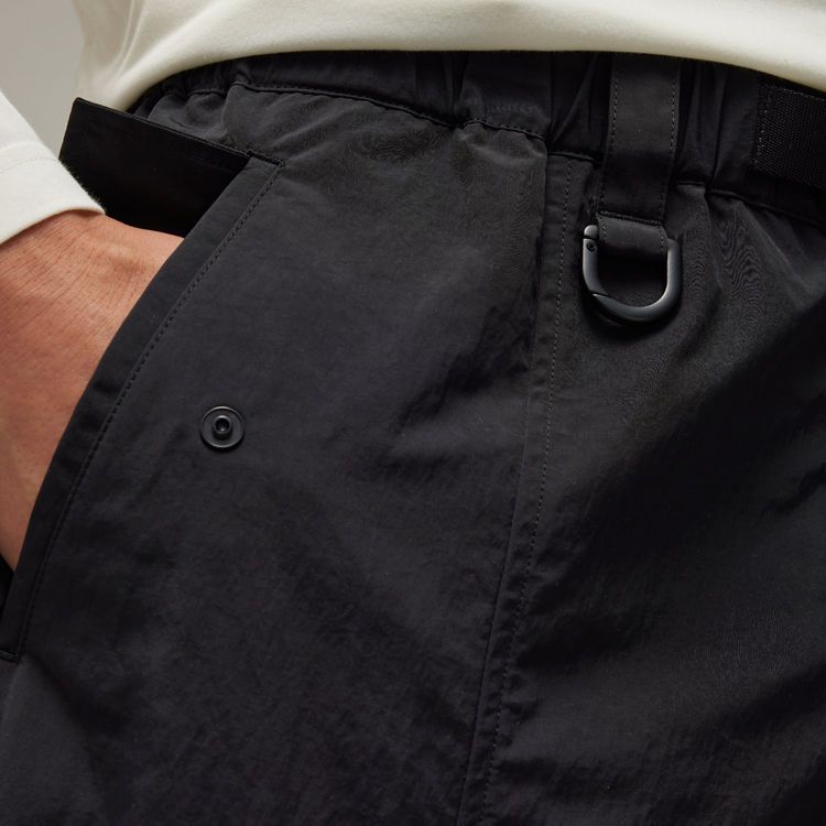 CRK NYL CUF PNT  Black