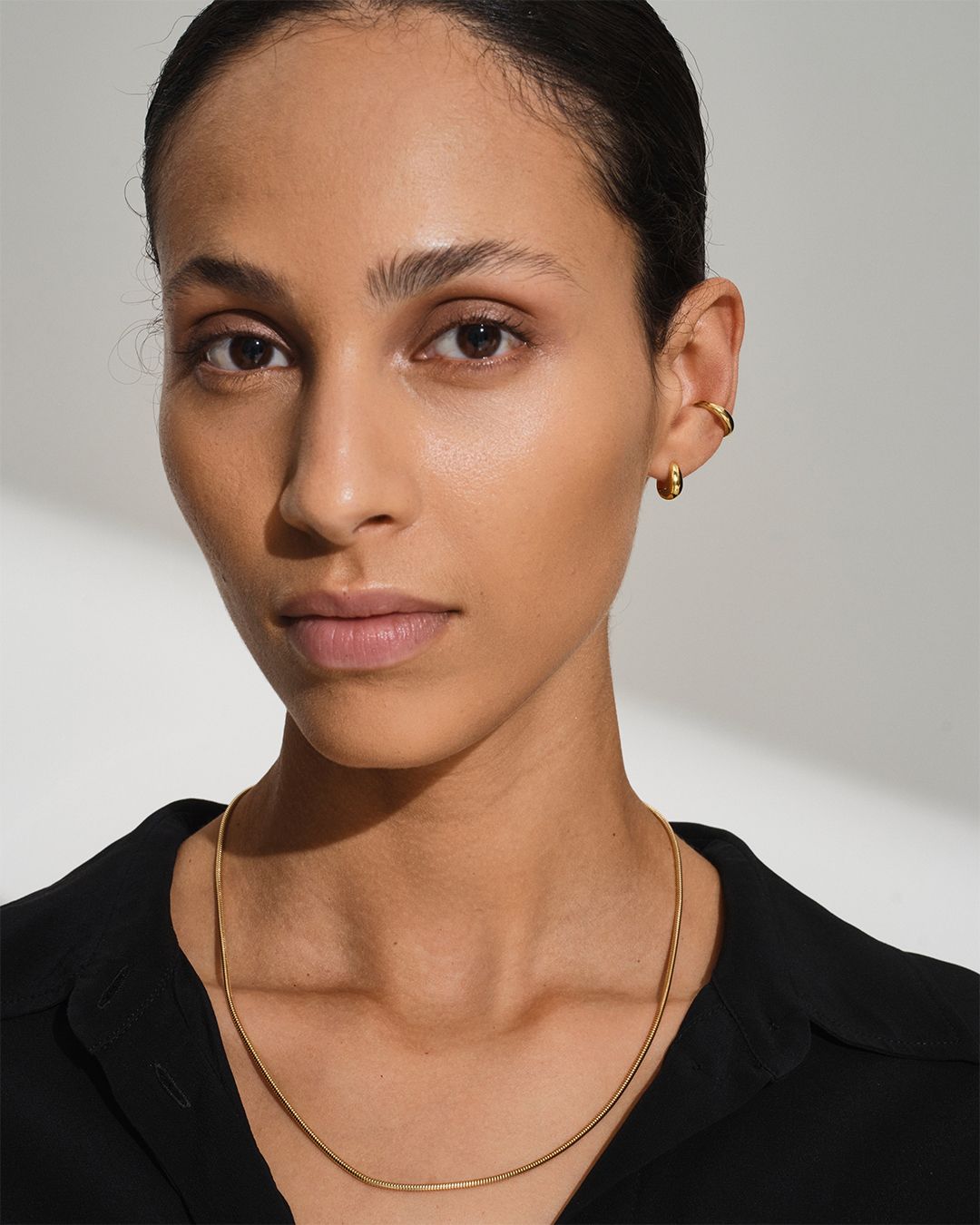 Ice Huggies Gold / アイス ハギー ゴールド ピアス（両耳用）