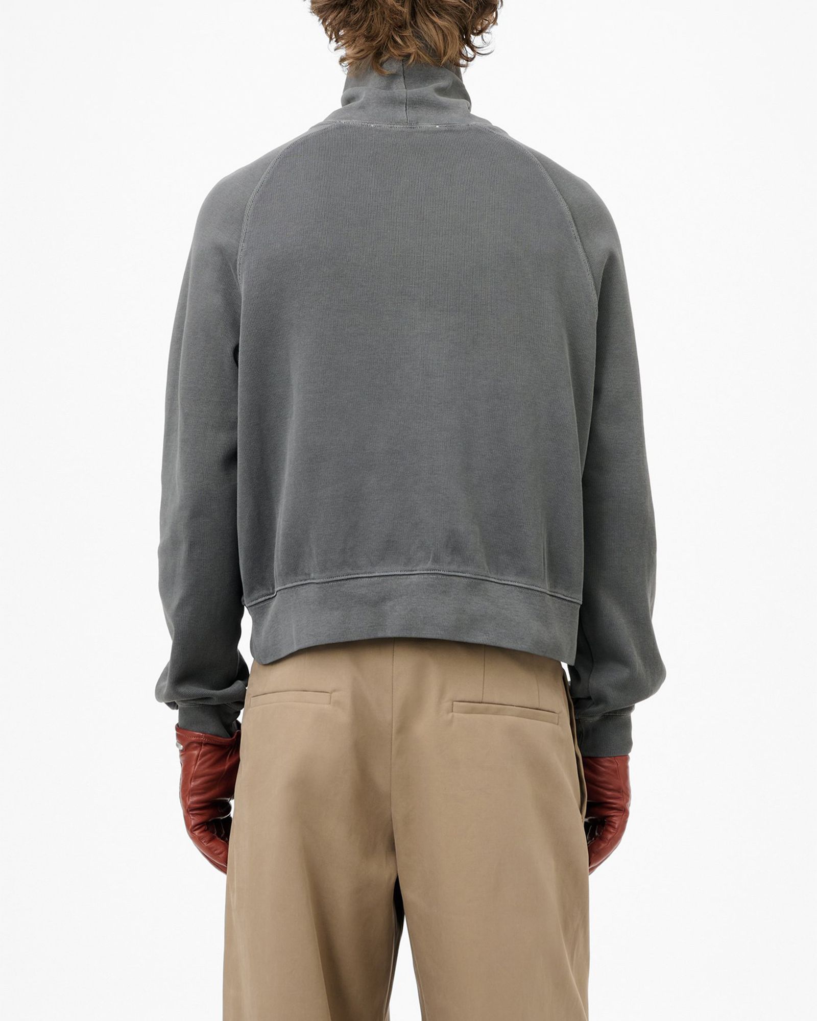 SCHOLAR ROLLNECK	Worn Black Athletic Rib