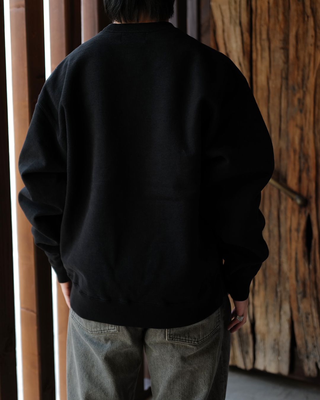 GX-A26-CS-04  CREW NECK SWEAT SHIRT   BLACK