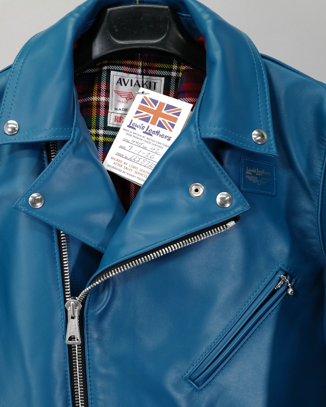 Cyclone -サイクロン- 【Tight-Fit】   (ホースレザー / 裏地:タータンチェック/) VintageTurquoise