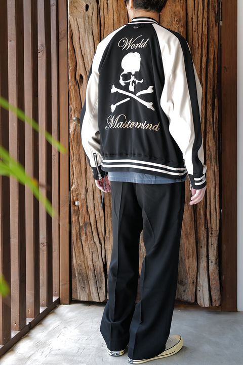 モードなスカジャンスタイル