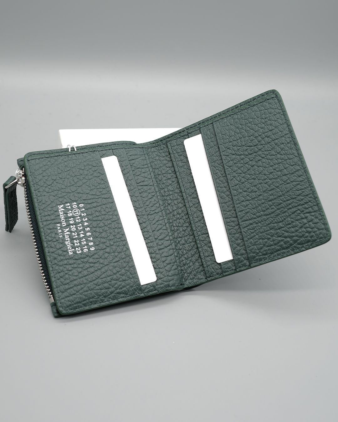 4ステッチ フリップフラップ ウォレット