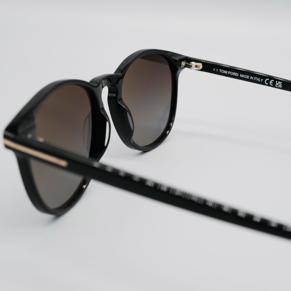 TOM FORD EYEWEAR - FT1097-5301B / サングラス / グローバル