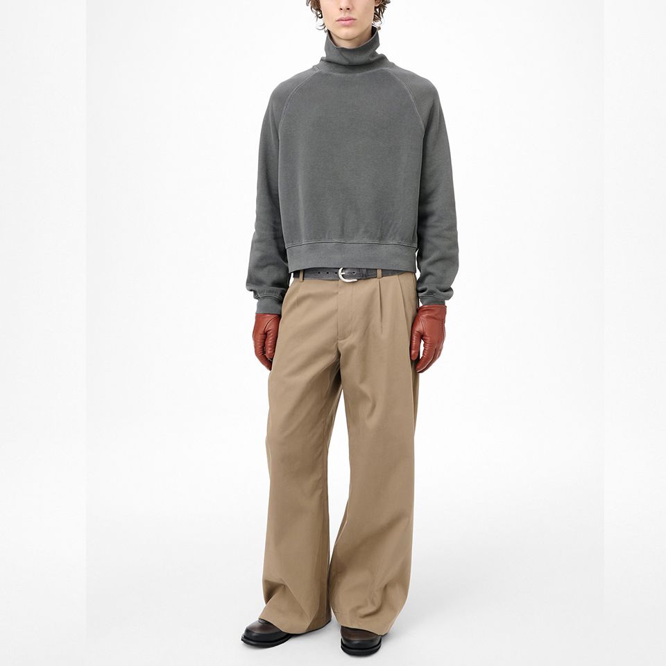 SCHOLAR ROLLNECK	Worn Black Athletic Rib