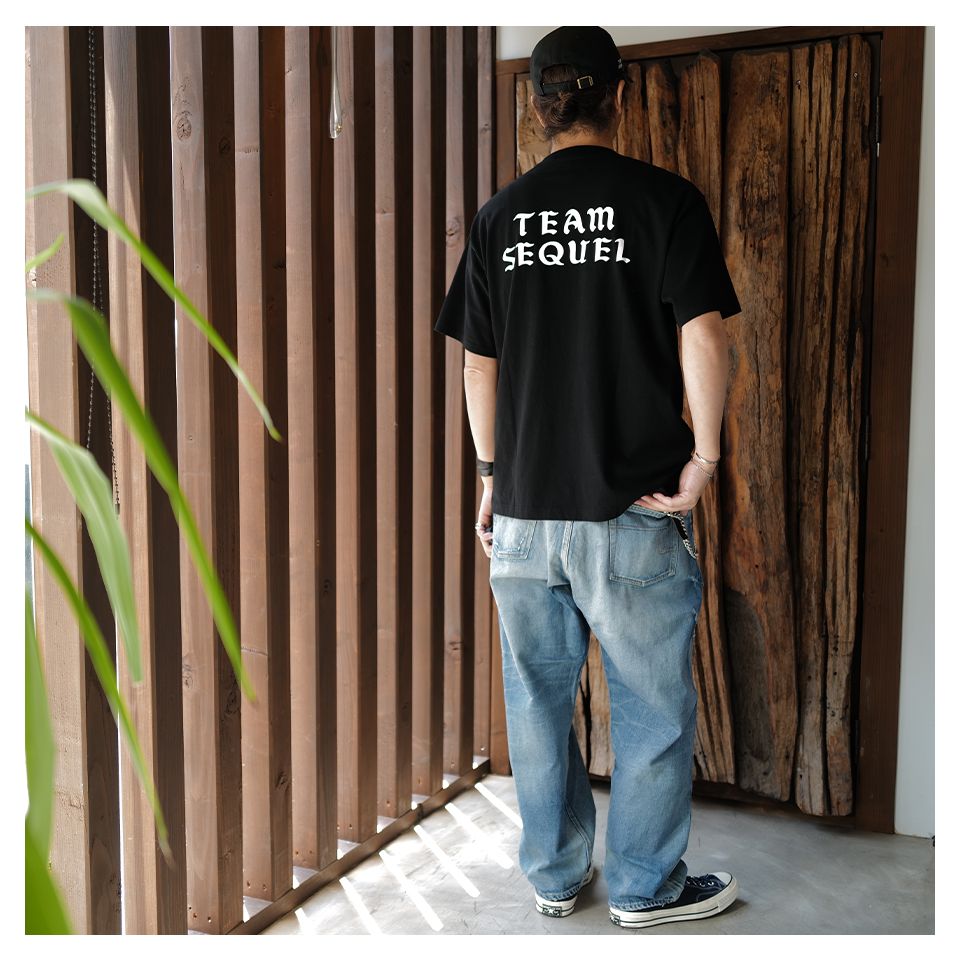 SQ-25SS-ST-03 T-SHIRT  BLACK