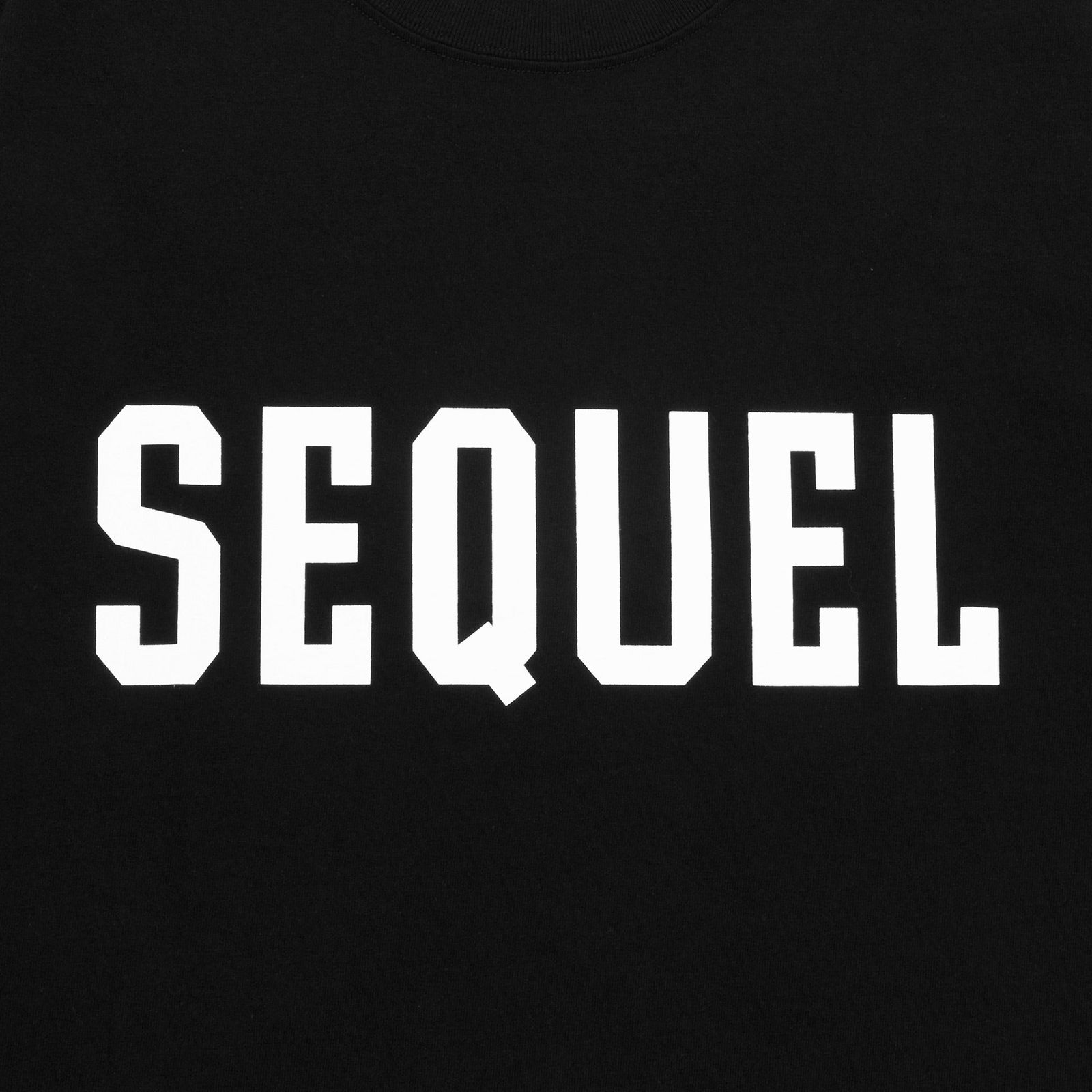 T-SHIRT  [BLACK]