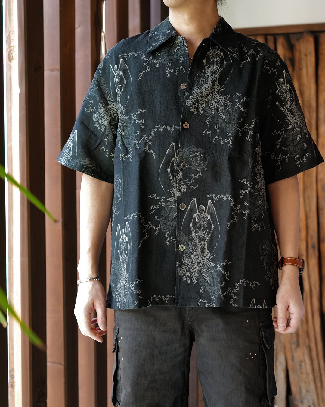 EVERY SHIRT SHORTSLEEVE  Death Paisley Print