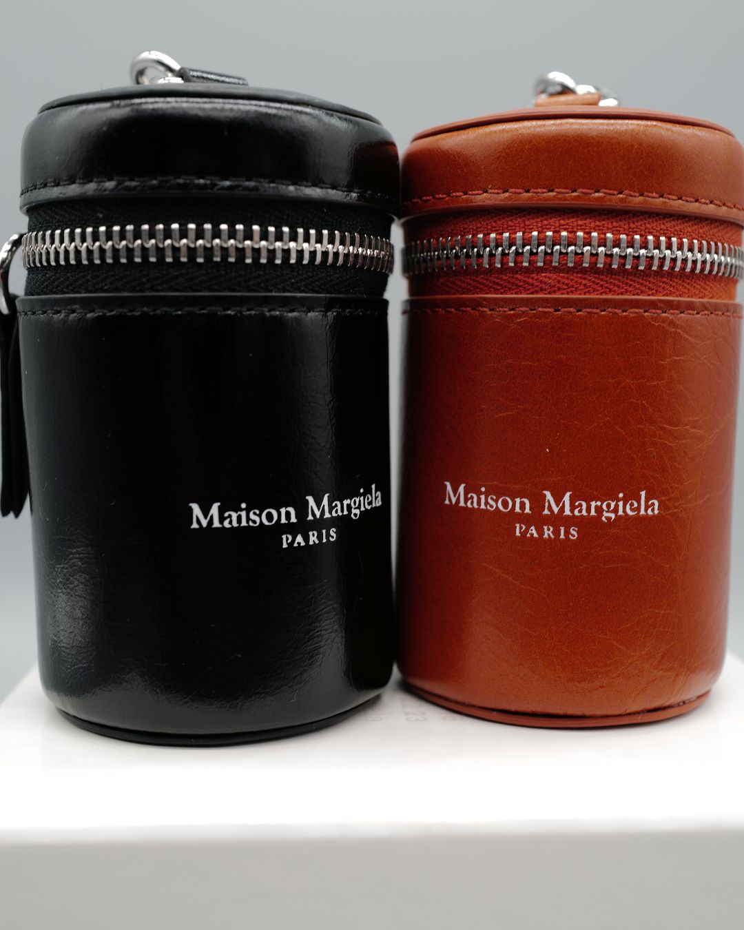 シリンドリカル ポーチ チャーム