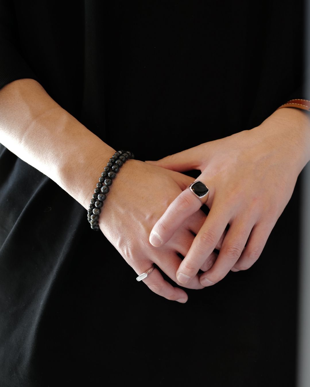 Cove Bracelet 7.7Inch / コーブ ブレスレット ブラックラルビカイト