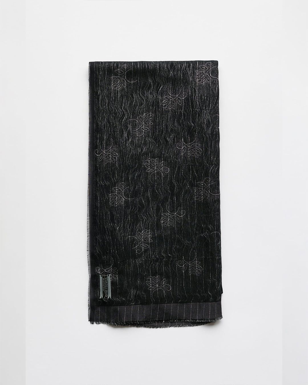 ORNATE SCARF  Black Alluring Cotton Jaquard