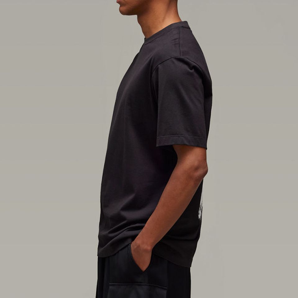U GFX SS TEE Black