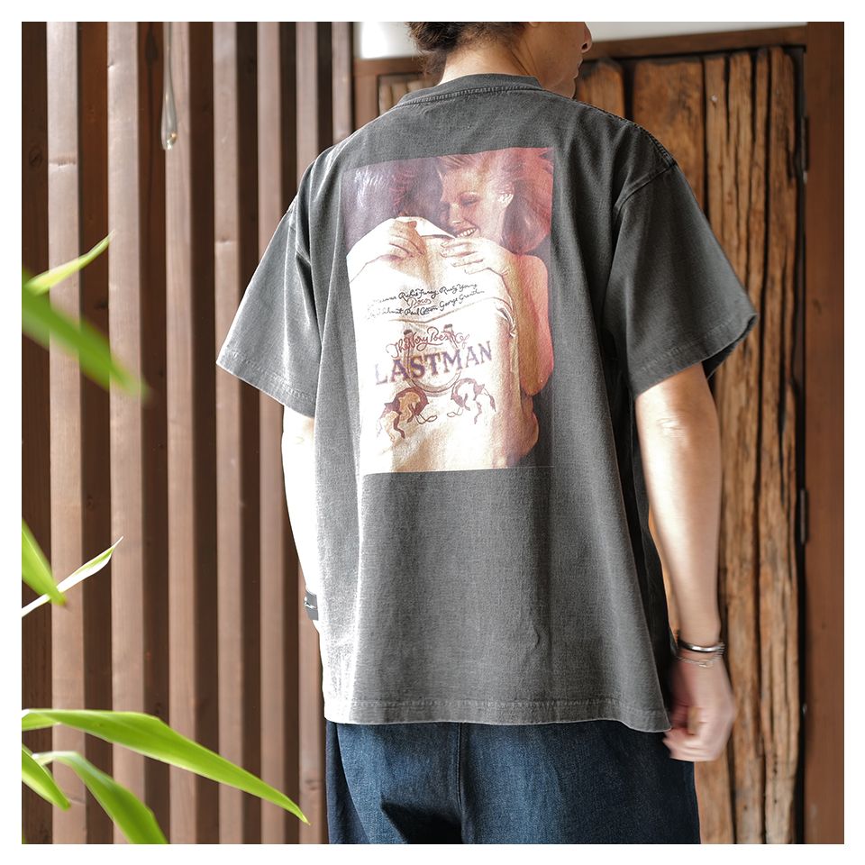 【Last1 L】 PRINTED TEE -HUG-