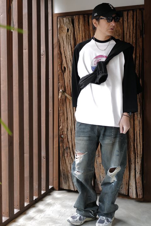GODSELECTIONXXX -RAGLAN SLEEVE T-SHIRT-