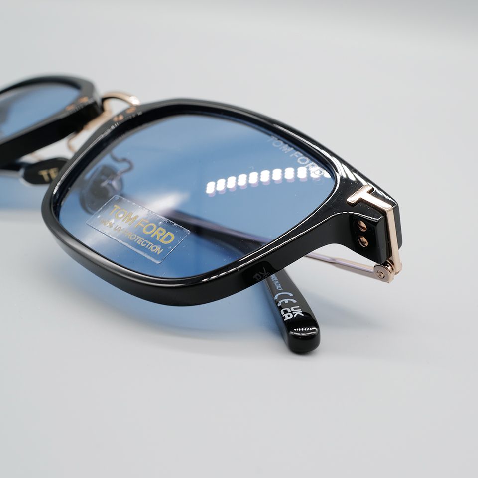 TOM FORD EYEWEAR - FT1042-D-5201V / サングラス / アジアンフィット