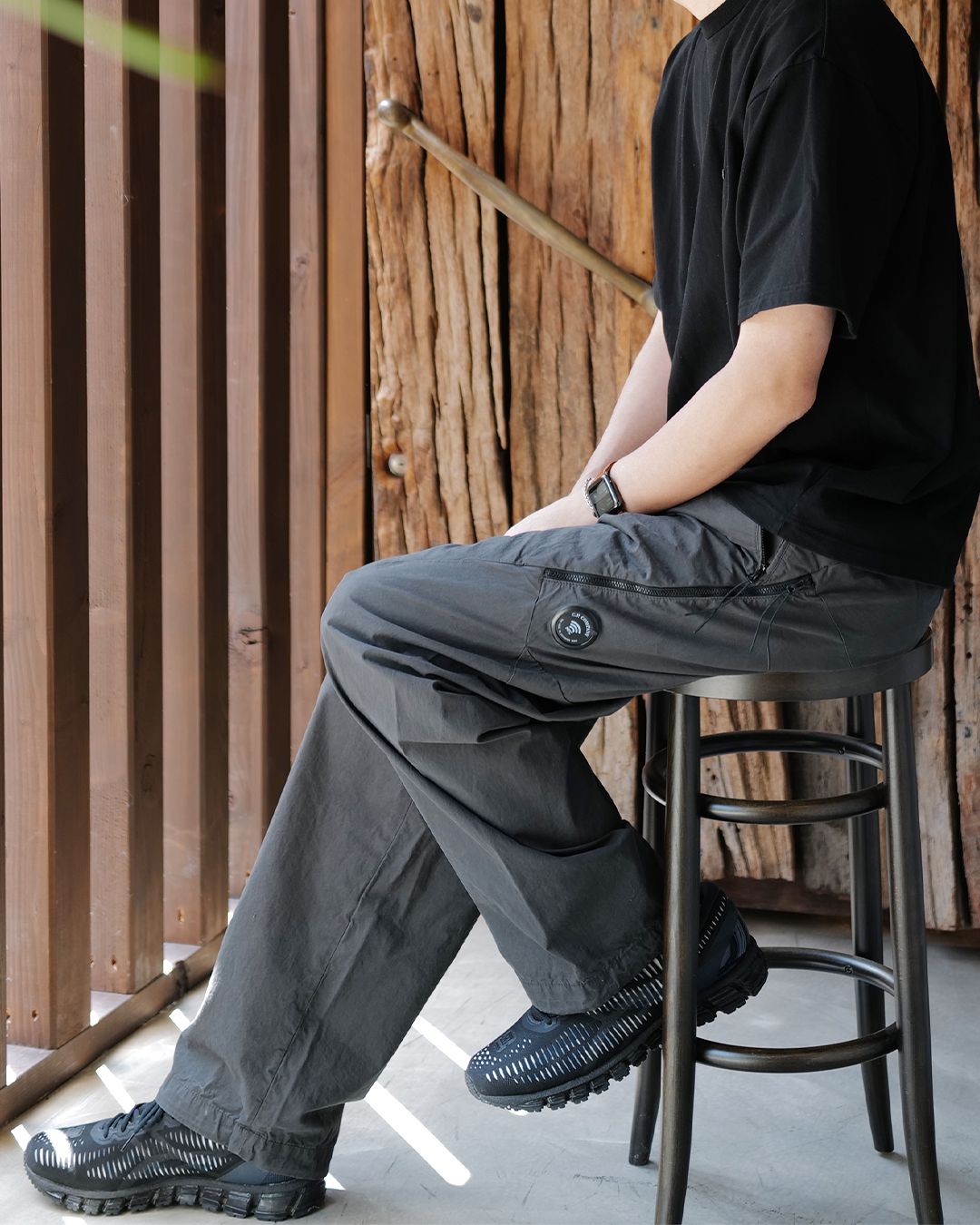 MICRO-REPS LOOSE SEAMLESS PANTS -RAVEN-