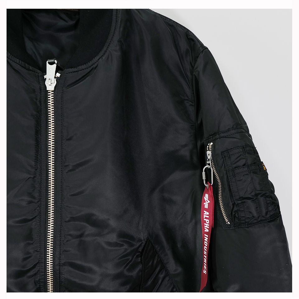 MASTERMIND WORLD x ALPHA INDUSTRIES】 BOMBER JACKET | River