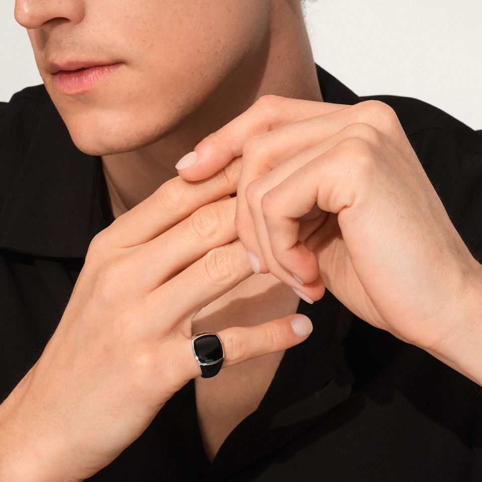 Cushion Polished Black Onyx - Tom Wood Project Official
