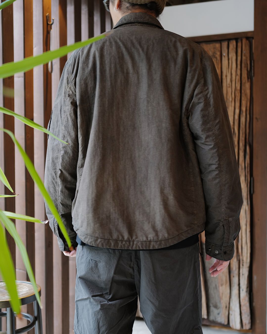 FLATT NYLON PADDED ZIPPED OVERSHIRT  <RE-COLOR BROWN R30>