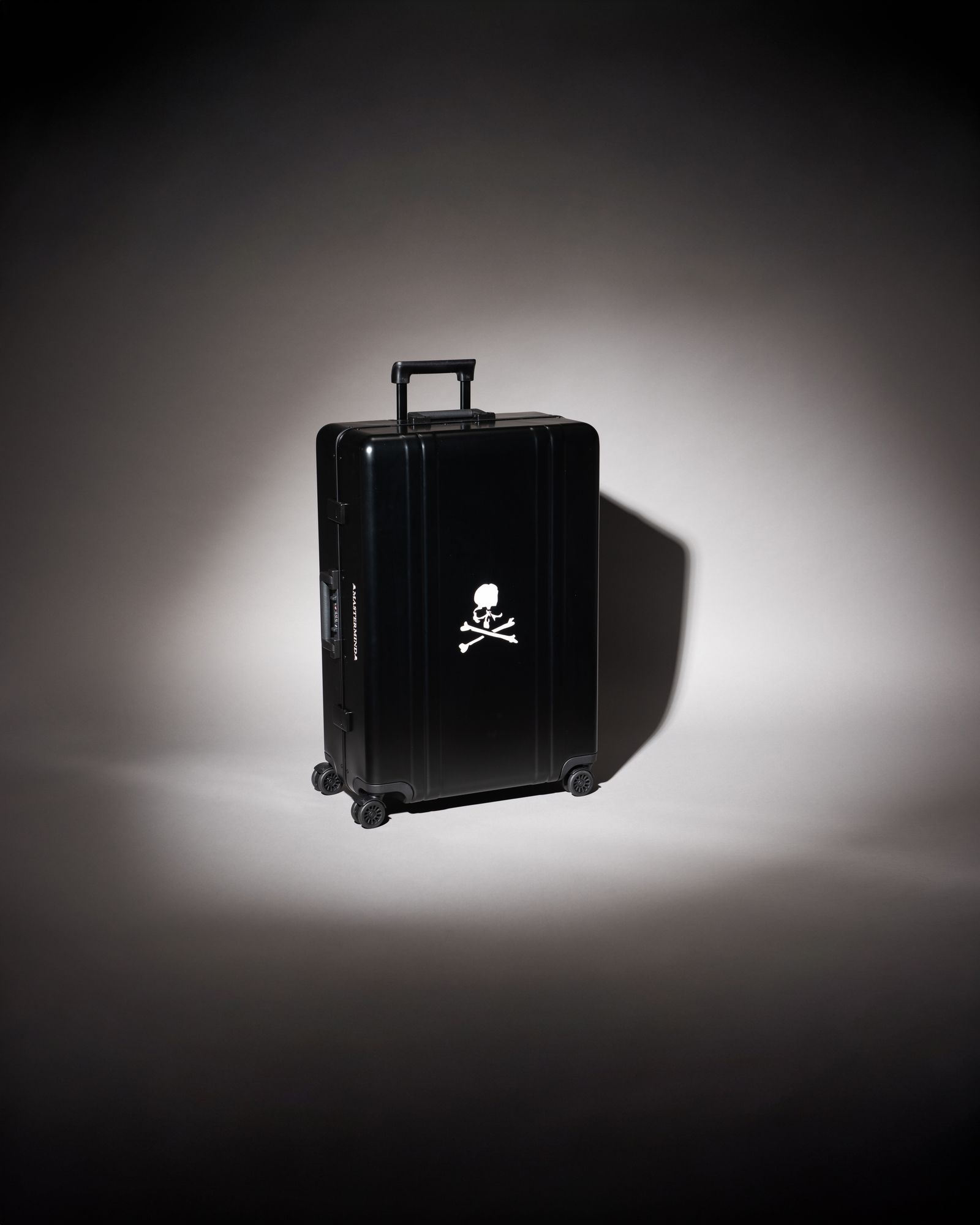 【MASTERMINDWORLD】  Check-In-L Travel Case 88L  【ZERO HALLIBURTON】(商品代金に送料1100円含む）